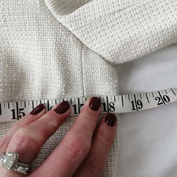 Lafayette 148 New York White Tweed Collarless Zip Up Blazer Size 4 - Picture 11 of 16